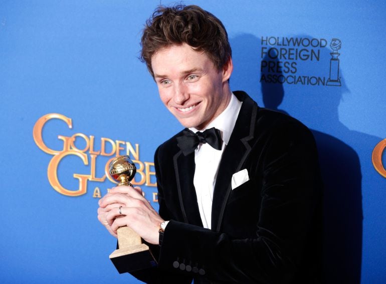 BEVERLY HILLS, CA - JANUARY 11:  Actor Eddie Redmayne poses in the press room during the 72nd Annual Golden Globe Awards at The Beverly Hilton Hotel on January 11, 2015 in Beverly Hills, California.  (Photo by Jeff Vespa/WireImage)