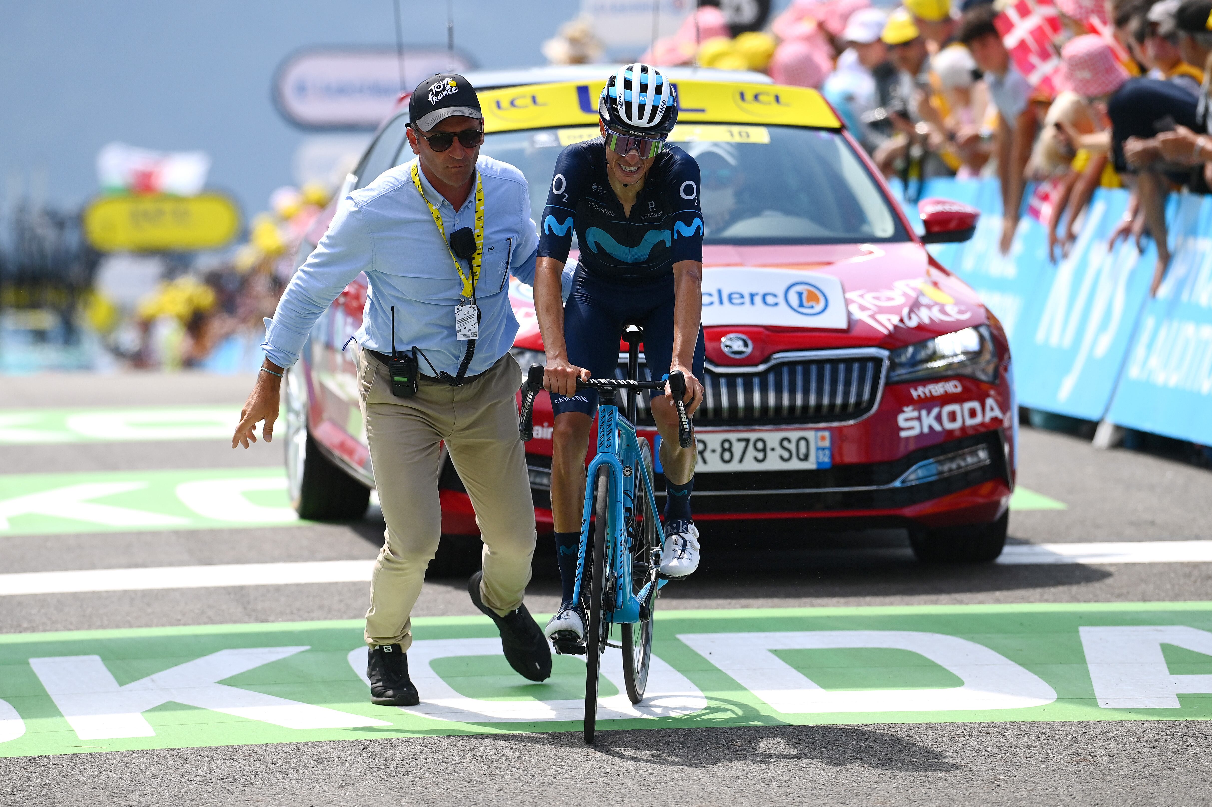 Enric Mas Nicolau, en la llegada a la etapa 17 del Tour