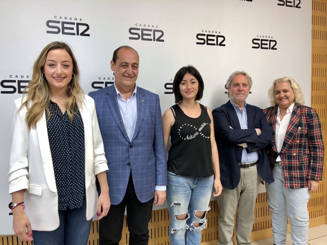 Rocío Gil (Ciudadanos), Vicente Montañez (Vox), Lucía Beamud (Compromís), Emiliano García (PSPV-PSOE) y Mª José Ferrer Sansegundo (PP)