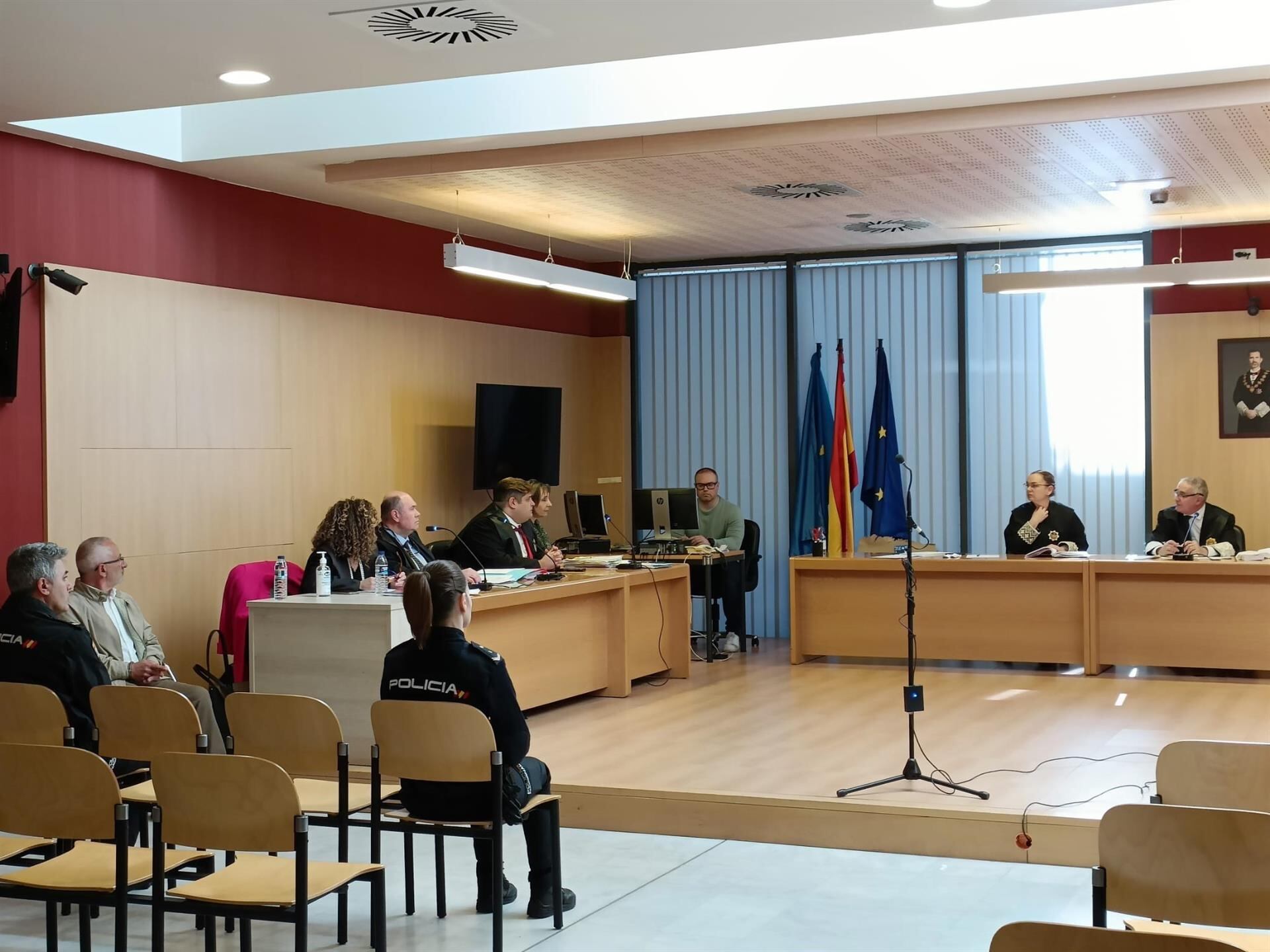 Juicio contra el hombre acusado de asesinar a un gerente inmobiliario en Gijón en 2023.