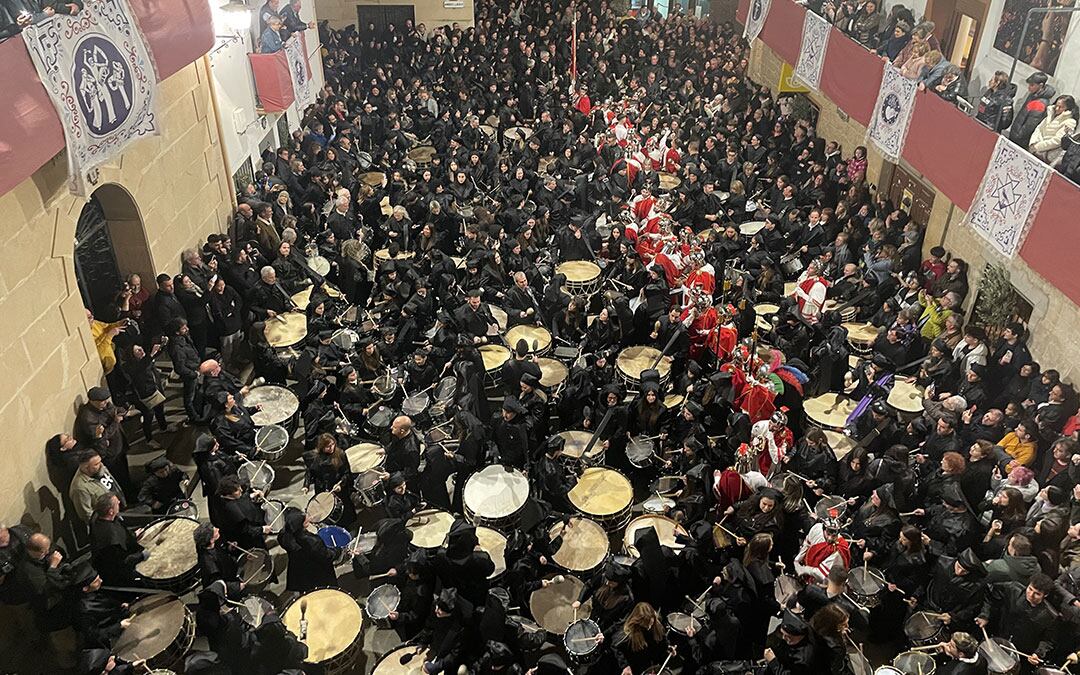 Acto de Romper la Hora en Samper de Calanda