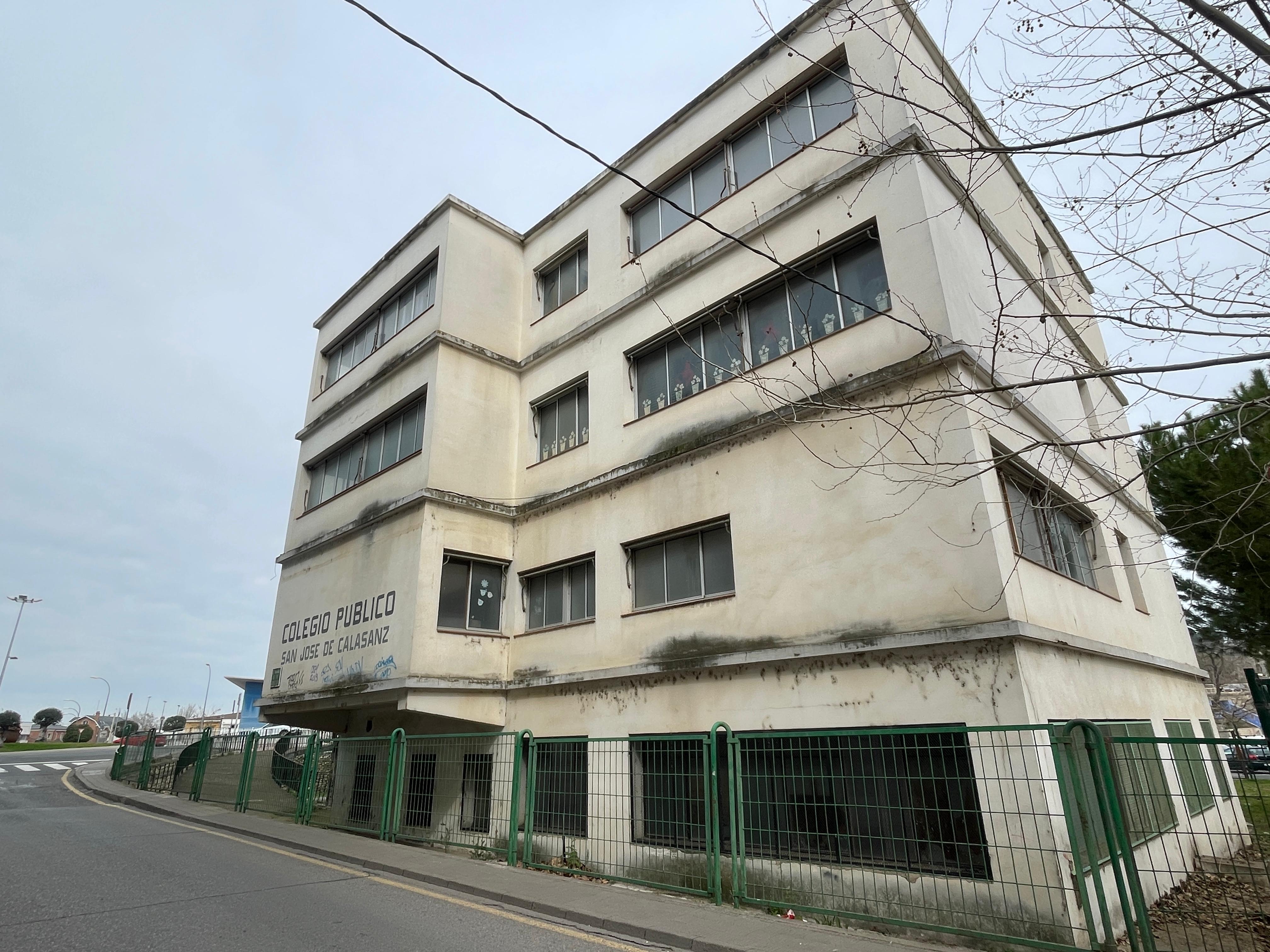 Edificio San José de Calasanz Fraga.