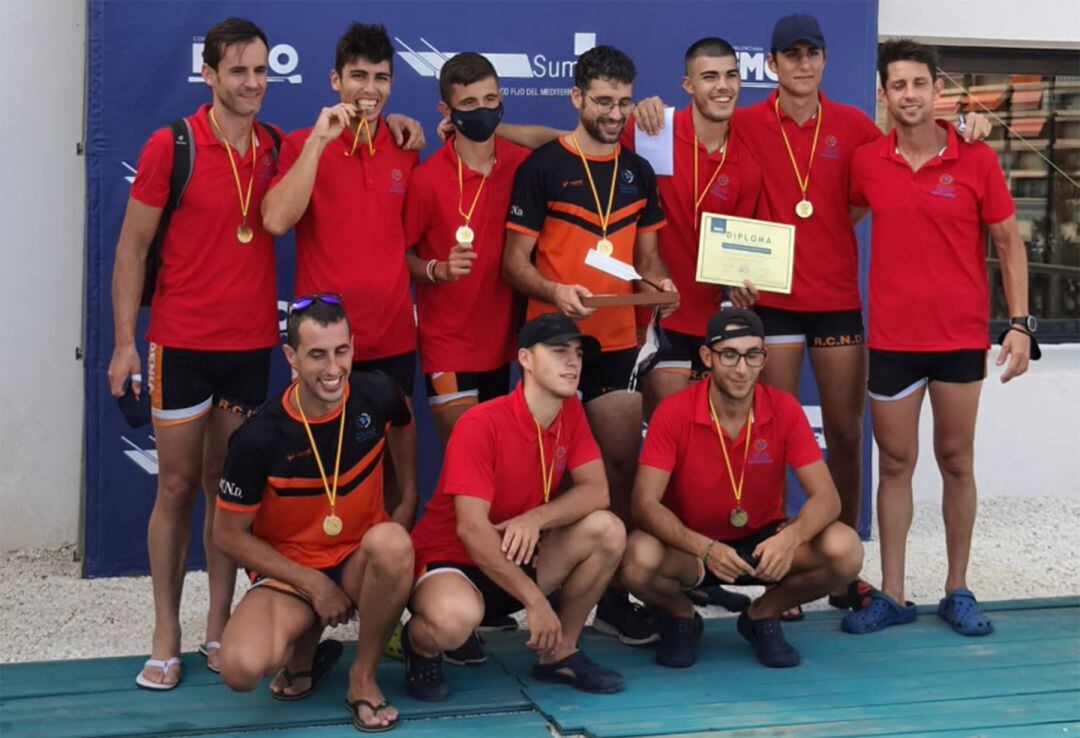 Equipo juvenil del CN Dénia Remo campeón Liga Suma.