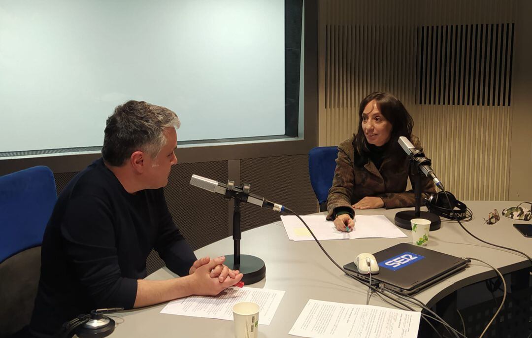 La delegada del Gobierno en Madrid, Mercedes González, durante la entrevista