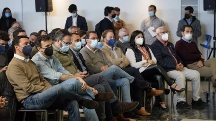 El PP de Almería, con el líder gallego.