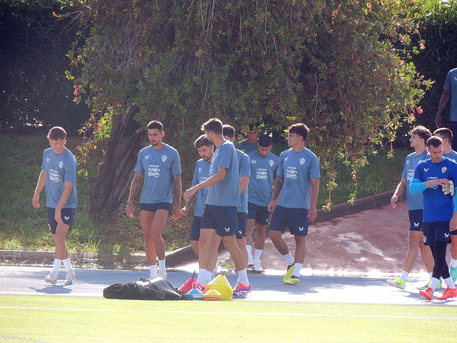 El Almería prepara el partido ante el Granada.