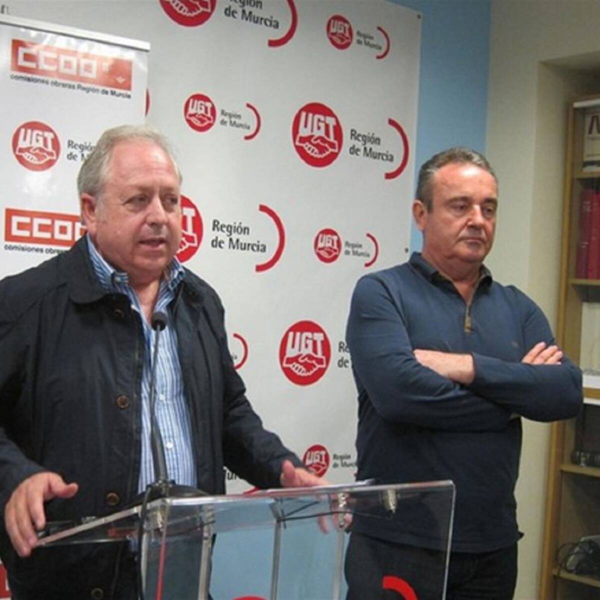 Los sindicatos plantan al Gobierno y le acusan de "desleal"