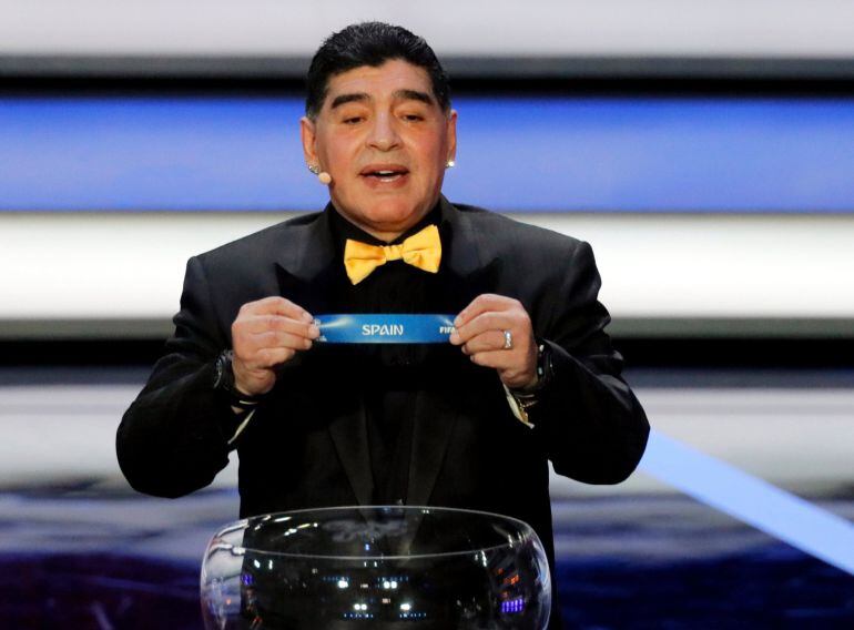 Maradona, en Moscú, durante del sorteo del Mundial de Rusia 2018