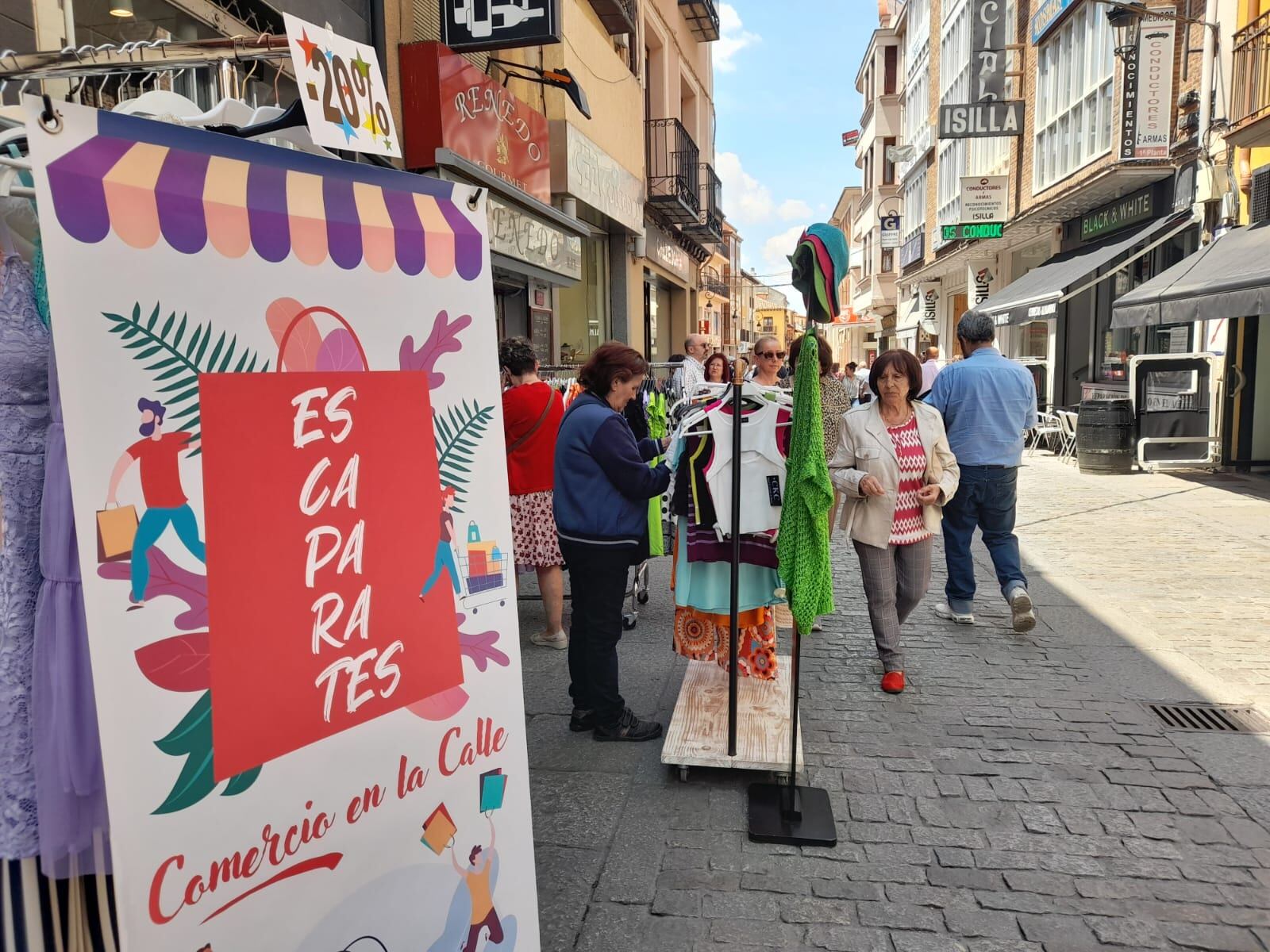 Comienza una nueva campaña veraniega "Comercio en la calle" en Aranda
