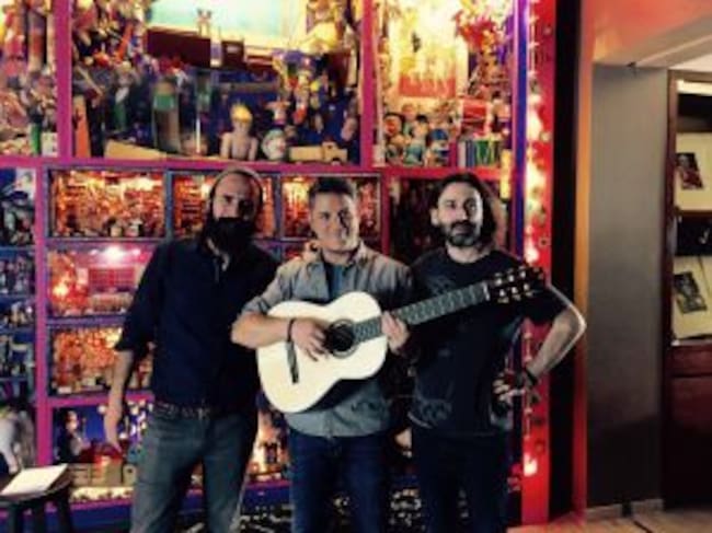 Jorge Martínez, Alejandro Sanz y Javier de Limón con "La Maestro"