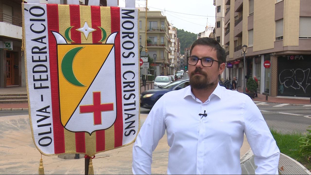 Óscar Prieto, presidente de la Federació de Moros i Cristians d'Oliva.