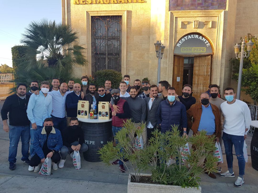 El Xerez CD celebraba el almuerzo de Navidad en el Restaurante Don Pepe 