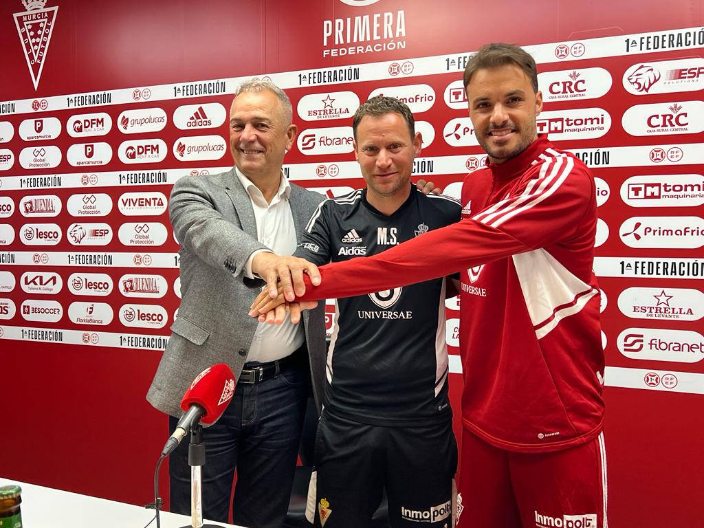 Felipe Moreno, Mario Simón y Pedro León en la rueda de prensa previa al partido contra el Castellón