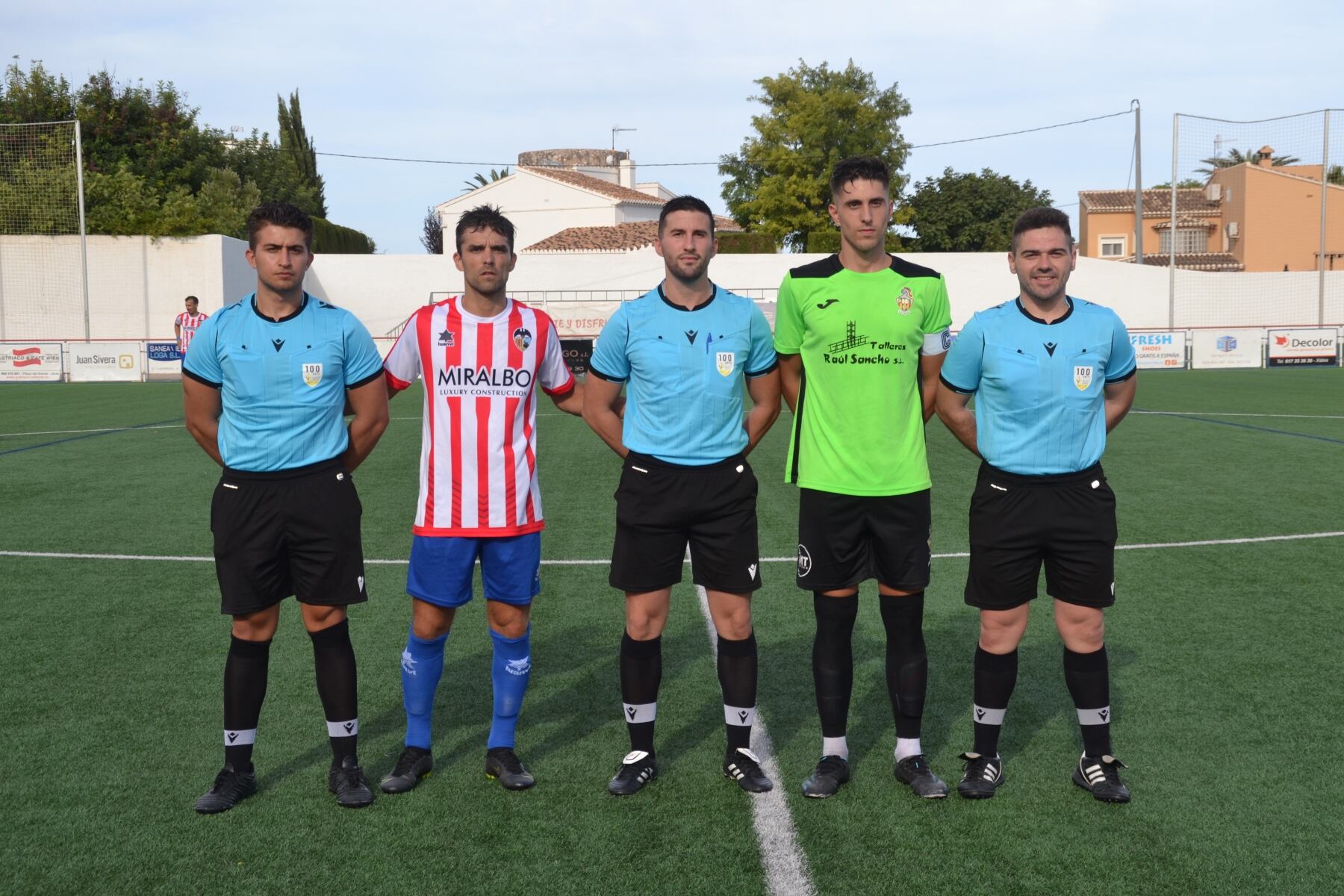 Momentos previos al inicio de un partido.