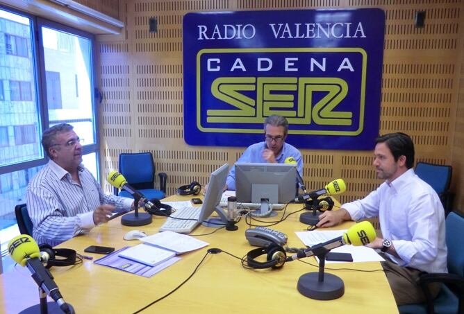 El presidente de los comerciantes del centro histórico, Rafa Torres, en Hoy por Hoy Locos por Valencia