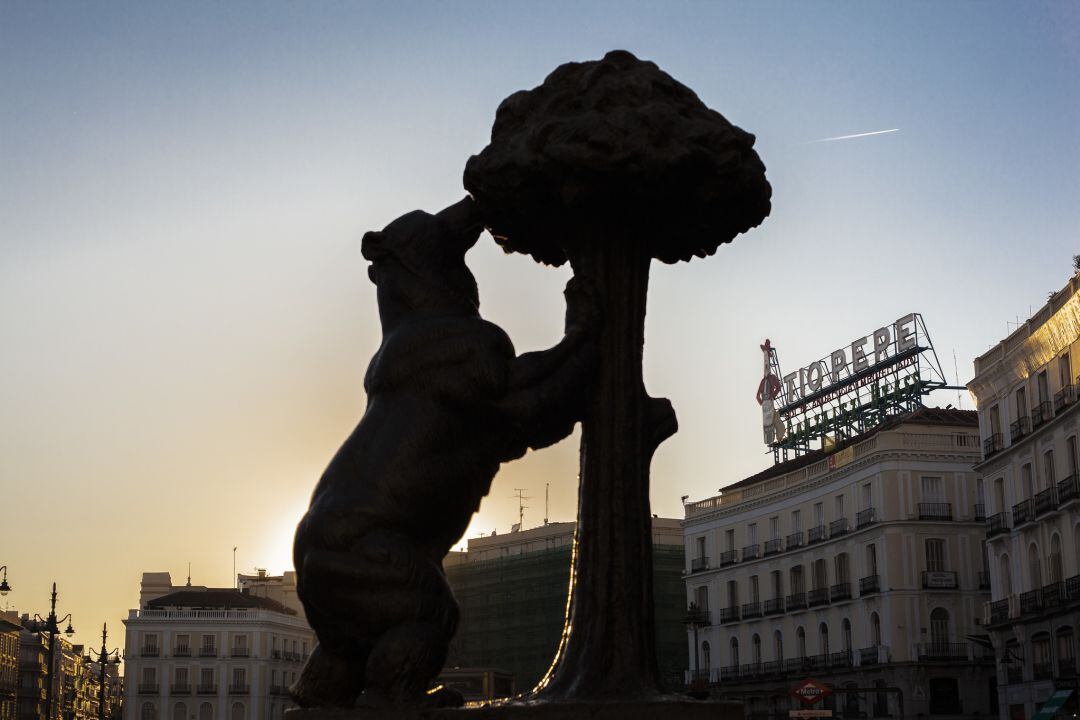 El alcalde de Madrid, José Luis Martínez-Almeida, ha anunciado que el Gobierno municipal peatonalizará &quot;definitivamente&quot; la Puerta del Sol