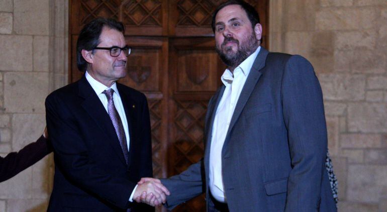 Mas anuncia eleccions per al 27 de setembre amb llistes separades i un full de ruta en comú