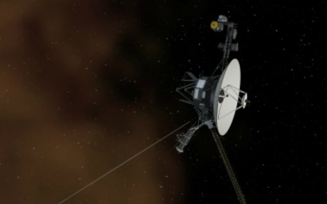 La &quot;Voyager 1&quot; es la primera nave espacial que sale del sistema solar