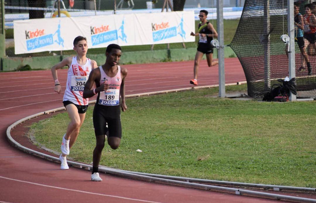 Mesfin en una carrera