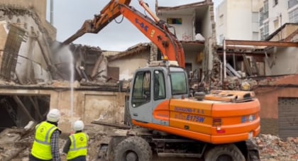 Demolición de tres viviendas situadas en el solar donde se ubicará el nuevo centro de salud de Lorca