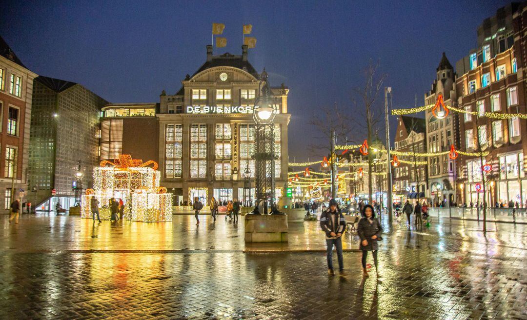 La ciudad de Ámsterdam en Navidad.