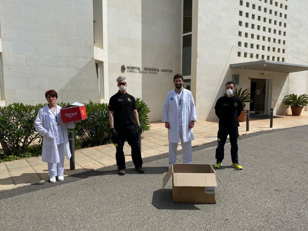 Reparto de material este miércoles