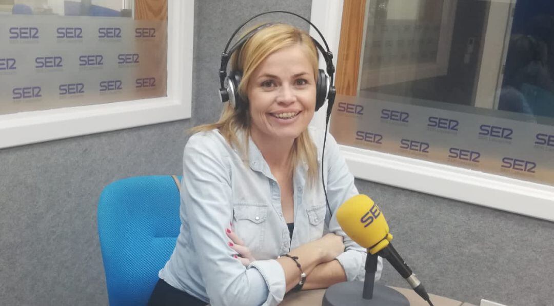 Cristina Duque en los estudios de SER Lanzarote