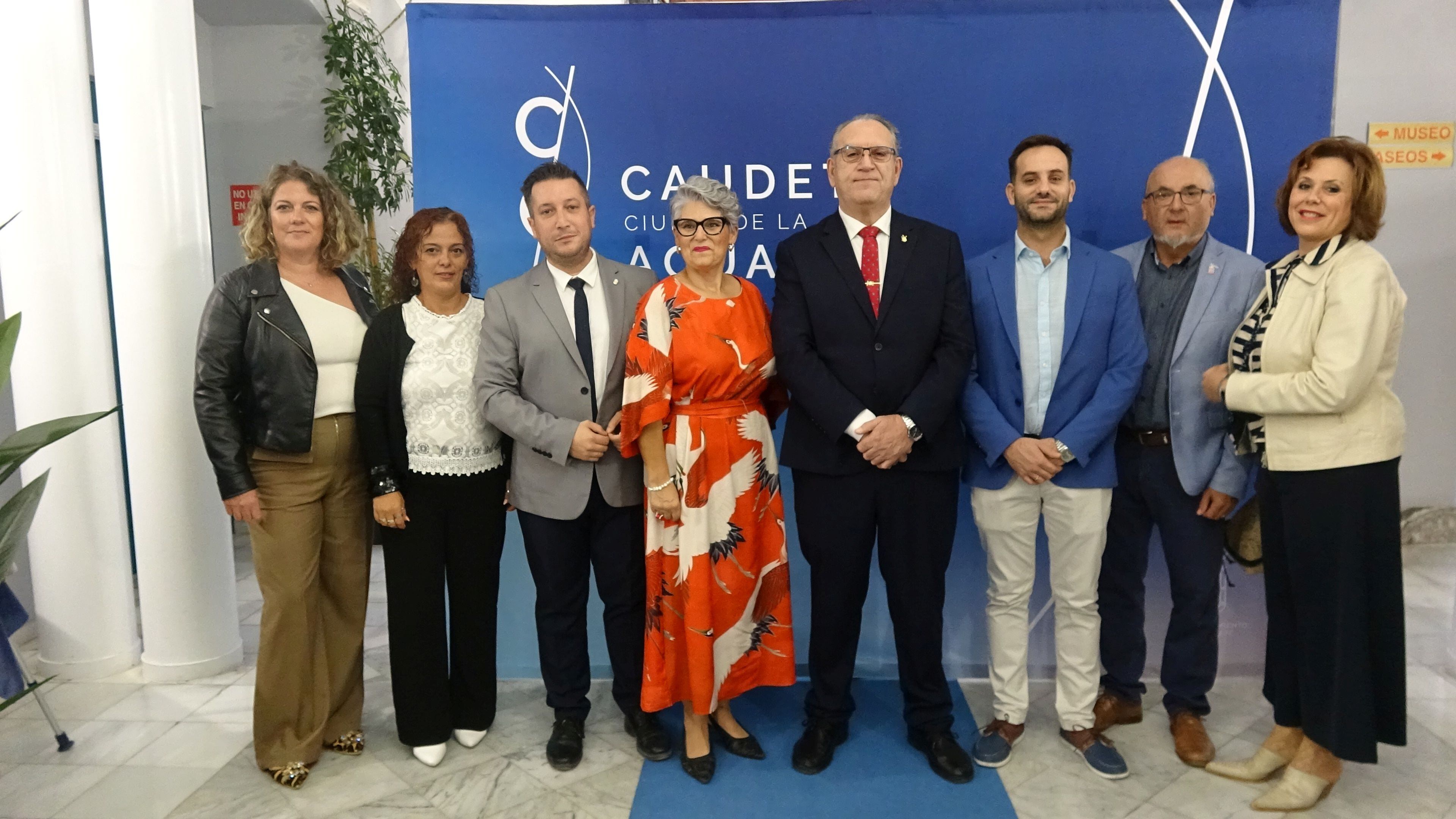 Equipo de gobierno en la inauguración