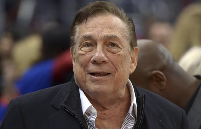 Donald Sterling, propietario de los Clippers, multado y expulsado de la NBA