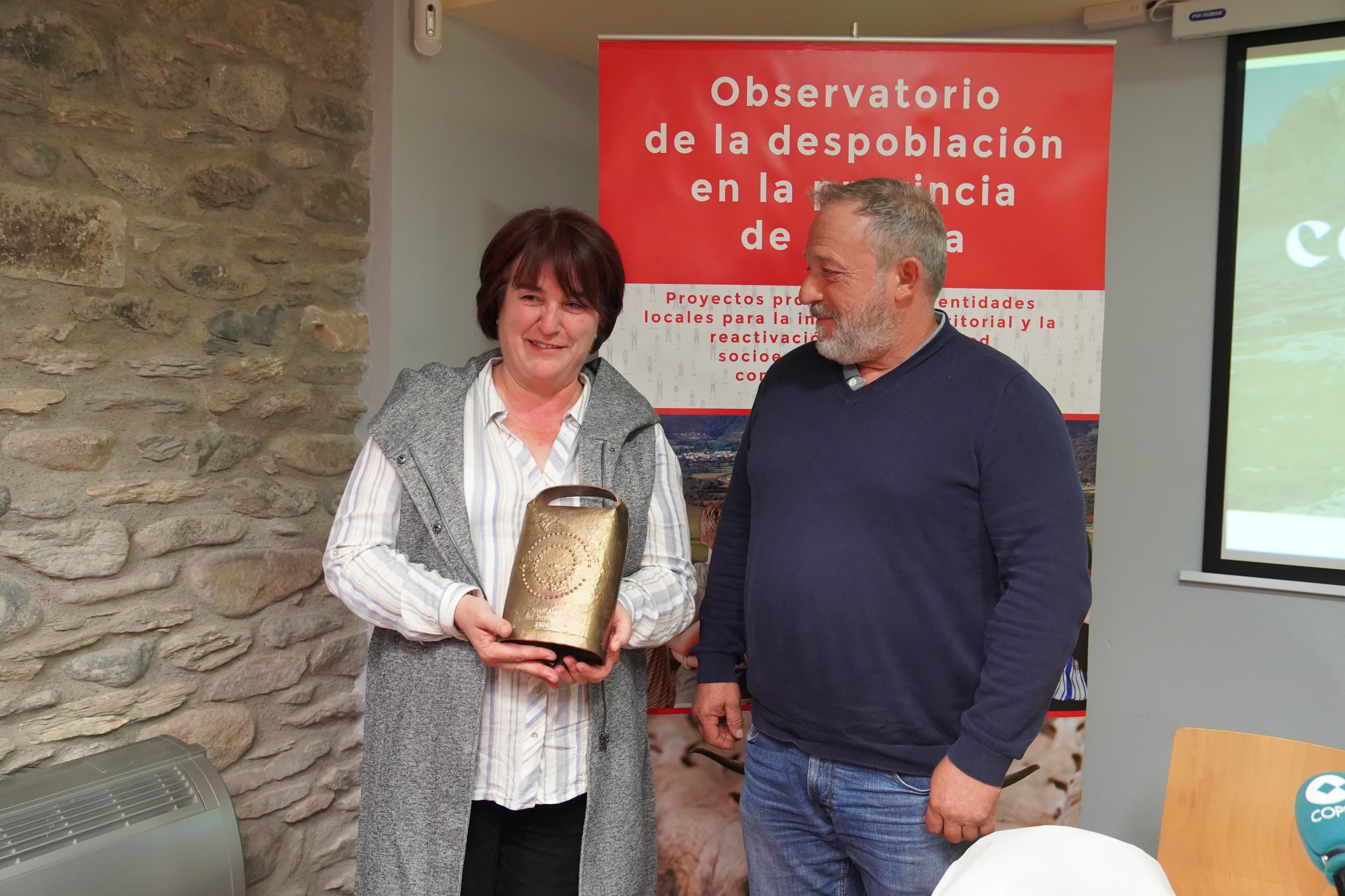 Ana Ferró recibe el premio “Guardián del territorio”