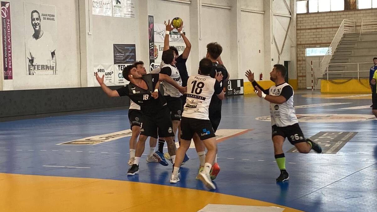El Elda - C.E.E. se despide de su afición ganando al Hispanitas Bm. Petrer (35-29)