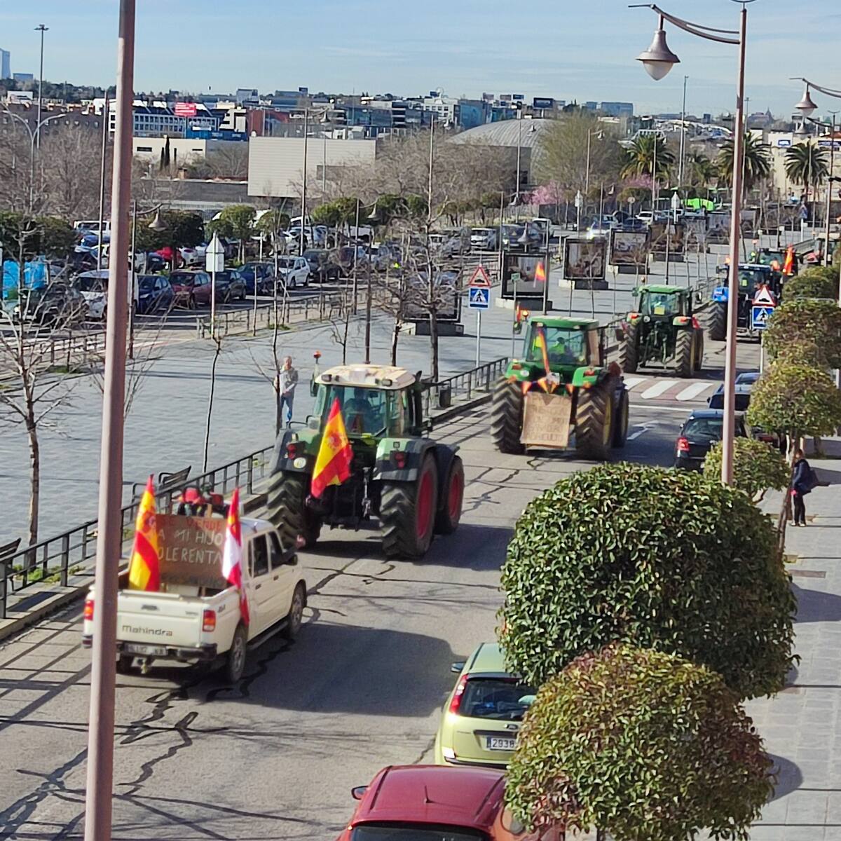 Afecciones al tráfico por la tractorada de agricultores y ganaderos en la zona norte de Madrid
