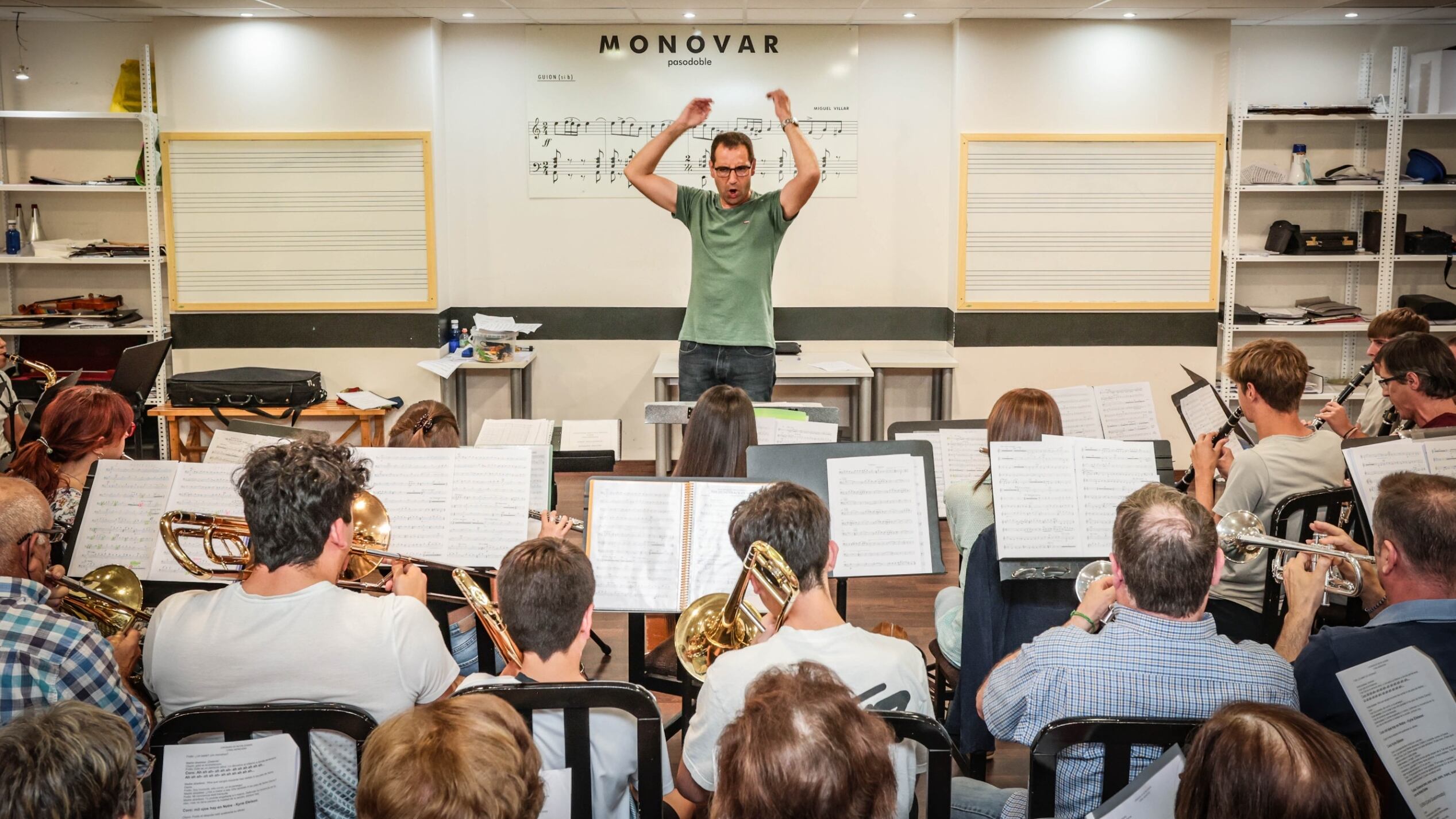 Álvaro Martínez, director de la Banda Escuela de música &quot;La Artística&quot; de Monóvar