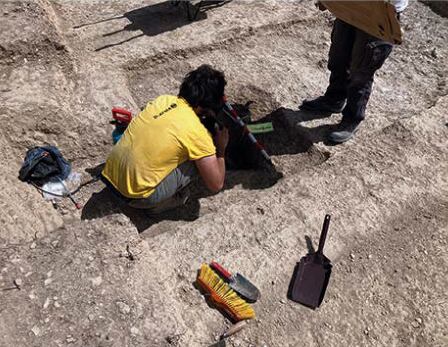 Trabajos de excavación en Klounioq durante la campaña 2025
