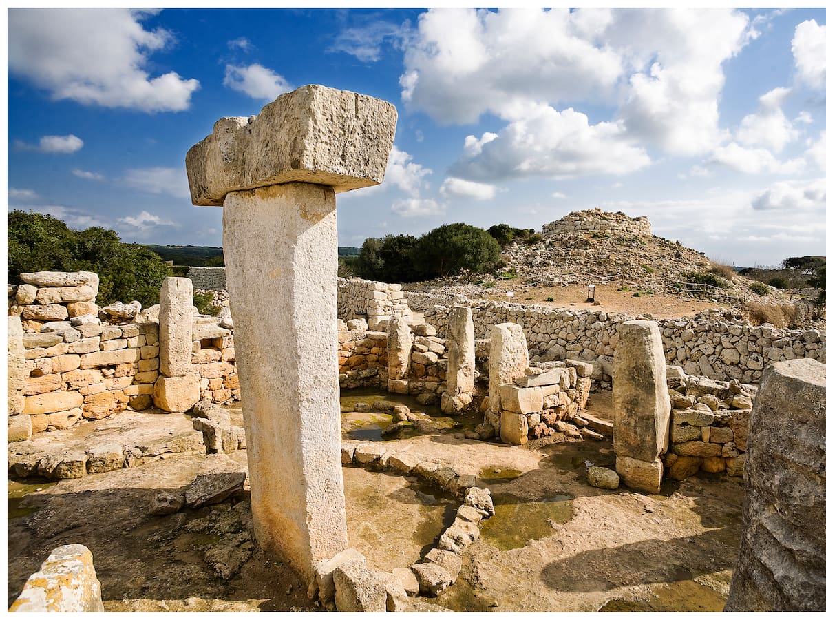 Menorca talaiòtica. Capítol 4. Desenterrant respostes, la tasca arqueològica