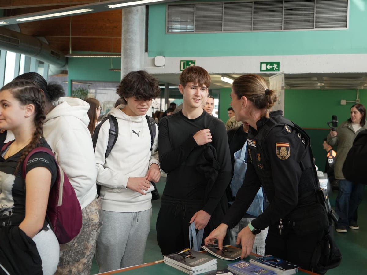 La II Feria de Orientación Académica y Profesional de Leganés cuenta con más de 2.100 estudiantes