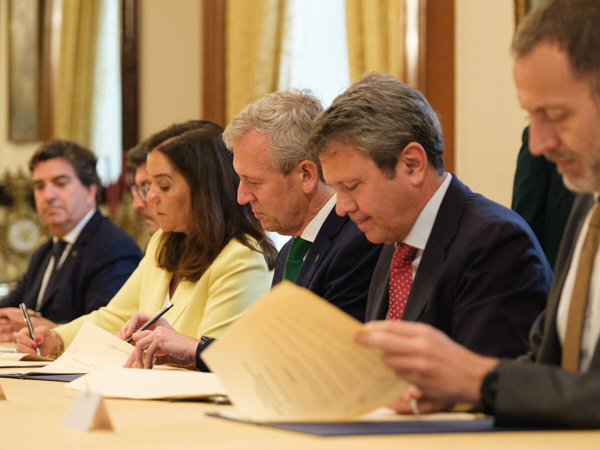 Inés Rey espera "pasos serios y certeros" en la comisión de la fachada marítima de A Coruña