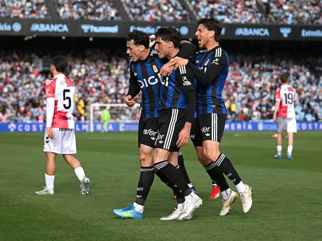 Fede Viñas celebra uno de sus goles ante el Celta de Vigo en Balaídos