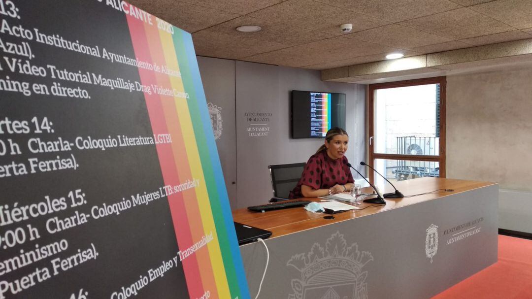 La edil del área durante la presentación de las actividades de la Semana del Orgullo 2020