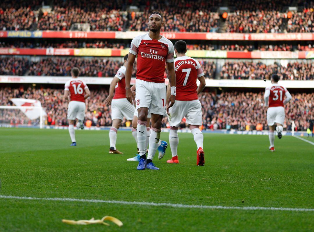 Aubameyang celebra el gol del Arsenal en el encuentro entre Arsenal y Tottenham Spurs. 