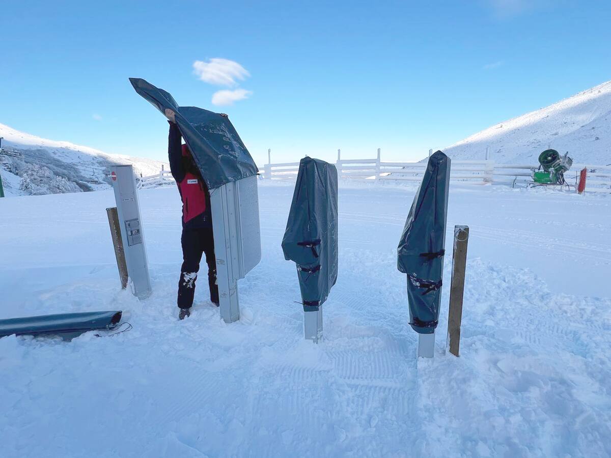 Unas 4.000 personas han disfrutado de Valdezcaray en el primer fin de semana de la temporada de esquí en La Rioja