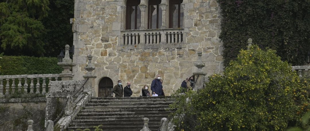 Técnicos de la Consellería de Cultura de la Xunta de Galicia realizan el inventario del Pazo de Meirás