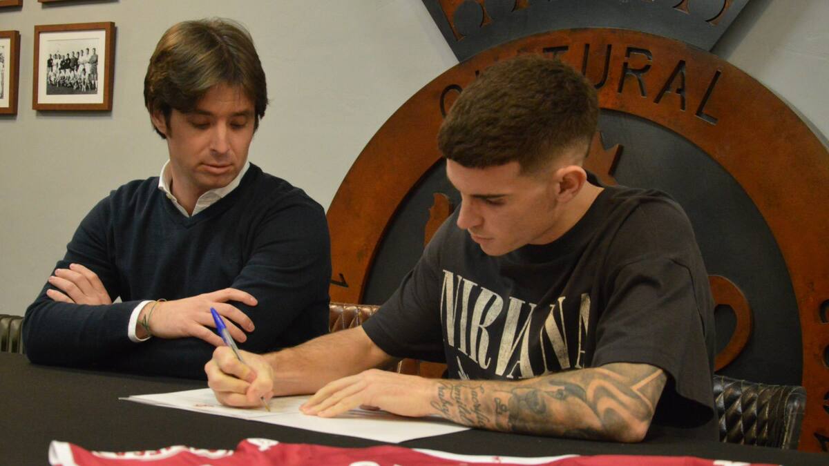 El león seguirá vistiendo de blanco