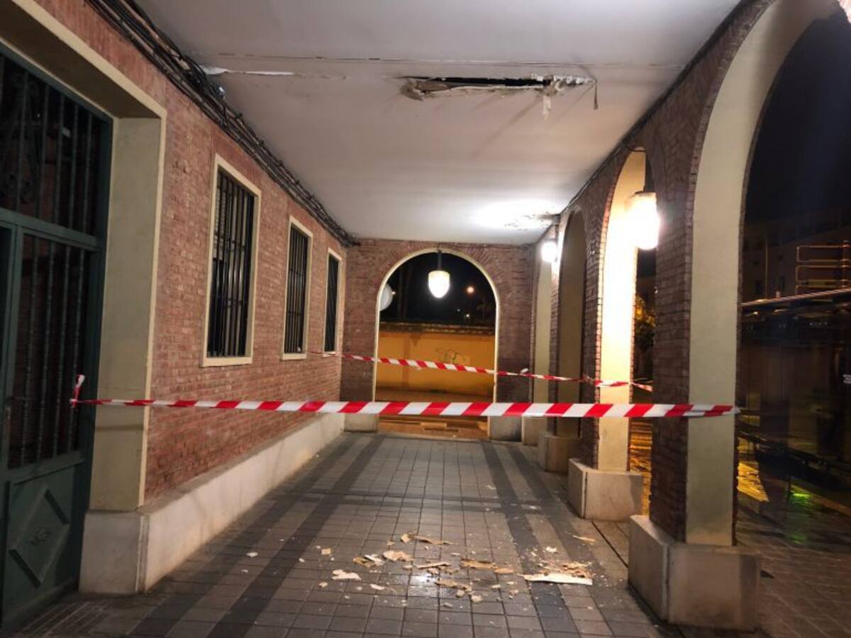 Urbanismo requerirá a los vecinos de Simón Nieto para que arreglen los soportales con ayuda municipal