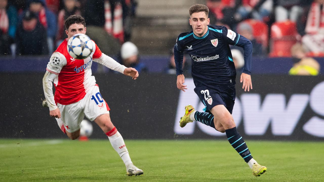 Robert Navarro en Praga. @AthleticClub