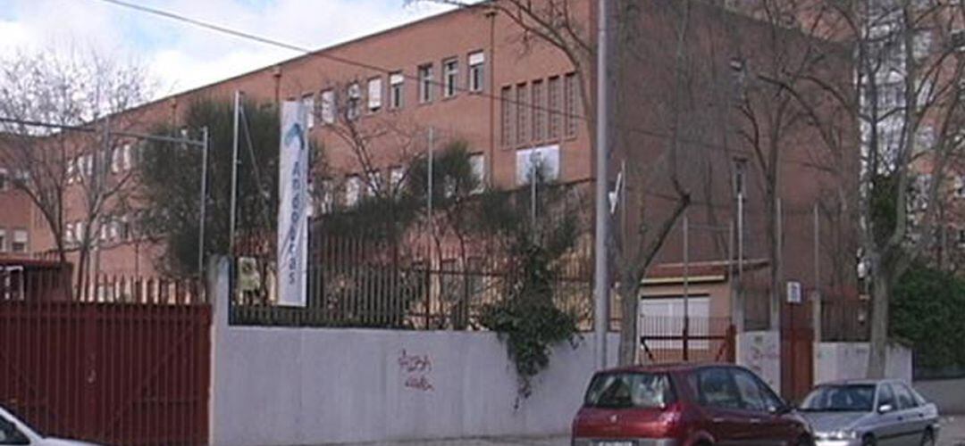 El concejal de Educación asegura que en Fuenlabrada casi el 90% de los estudiantes de Bachillerato lo cursan en la pública.