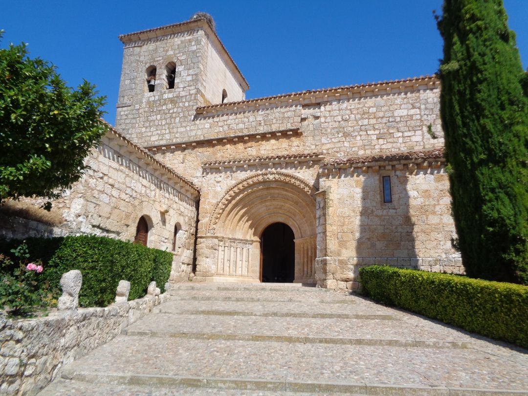 La iglesia acoge este mediodía la misa de arranque de esta semana cultural