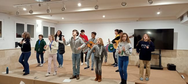 La chirigota juvenil Granja Escuela