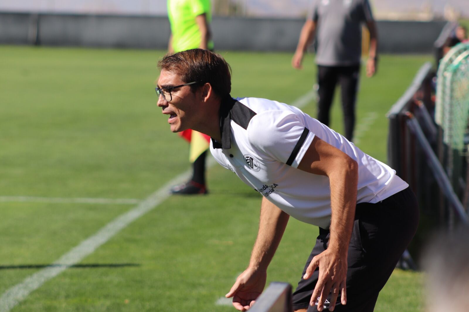 Francis durante el partido en Granada