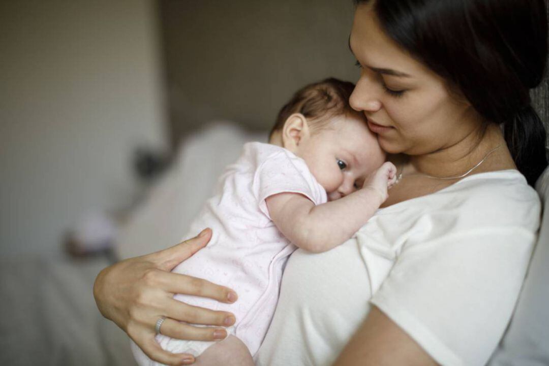 Madre con un bebé